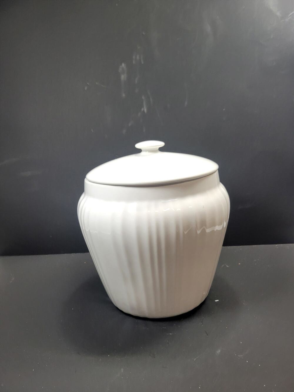 Vintage Corning Ware French White Cookie Jar Lid Casual China Ribbed Canister